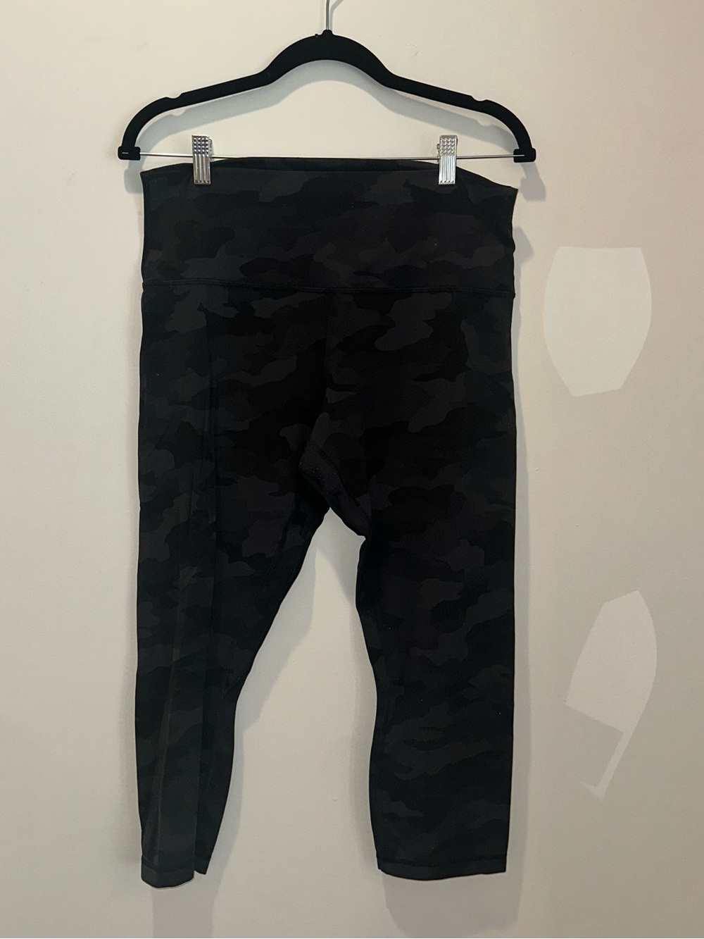 lululemon athletica Black Camouflage Leggings size 12